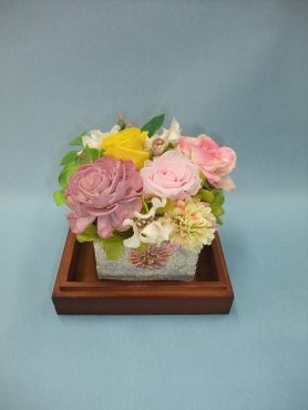 プリザーブドフラワー🌼オーダーメイド②｜「港屋花店」　（山形県西村山郡河北町の花キューピット加盟店 花屋）のブログ