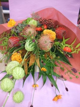 お誕生日花束「港屋花店」（山形県西村山郡河北町の花屋）のギャラリー写真