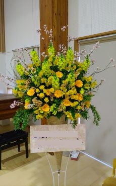 卒園式スタンド花|「港屋花店」　（山形県西村山郡河北町の花屋）のブログ